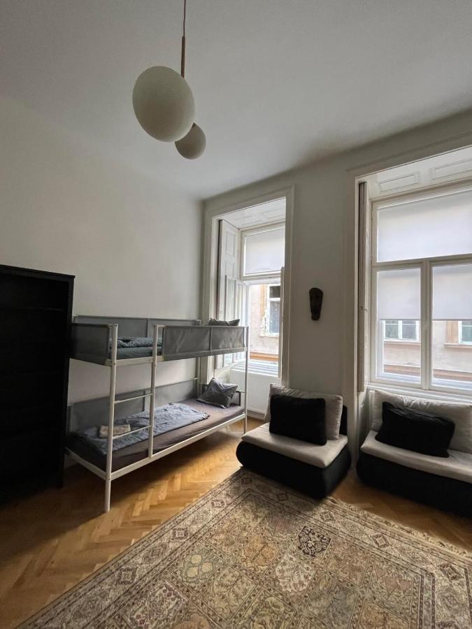 Love, Peace & Easy Living Apartment Budapeste Exterior foto